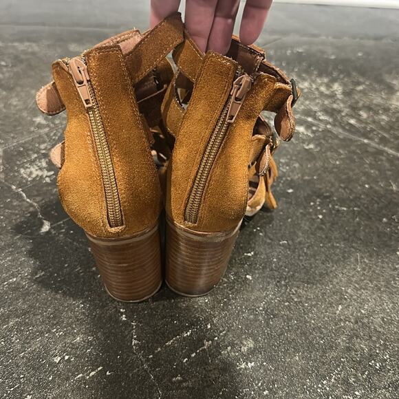 Jeffrey Campbell Western Revival Fringe Dodge Suede Stacked Heel Sandals 6.5 - Picture 4 of 11